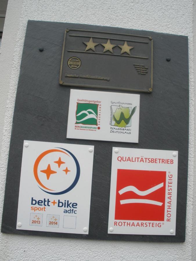 Landhotel Gasthof Zur Post Langewiese Bagian luar foto