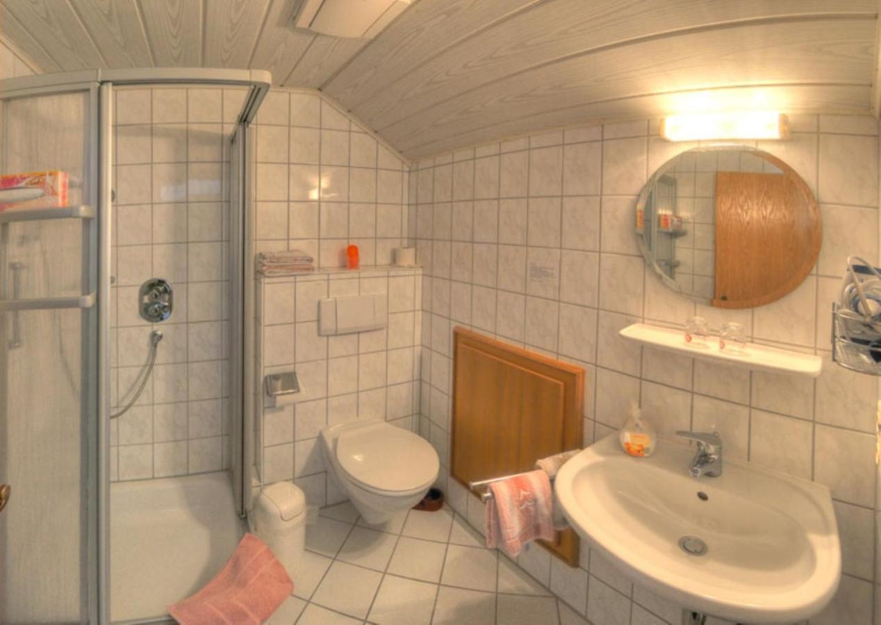 Landhotel Gasthof Zur Post Langewiese Bagian luar foto
